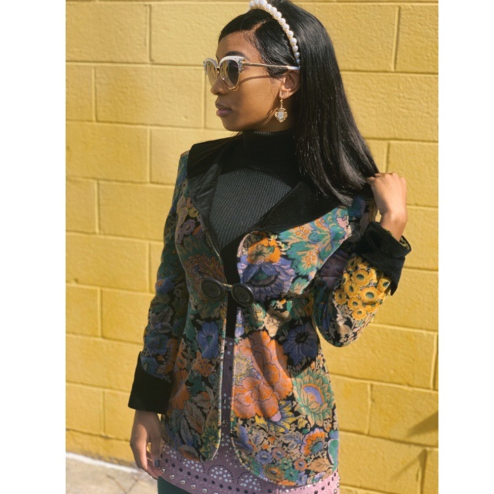 Vintage floral Button Jacket